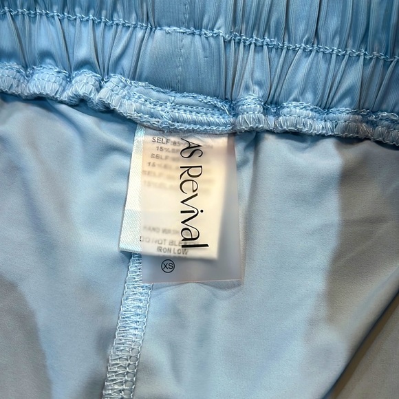 💙Altar’d State Flowy Shorts! Light blue!💙 - Picture 4 of 8